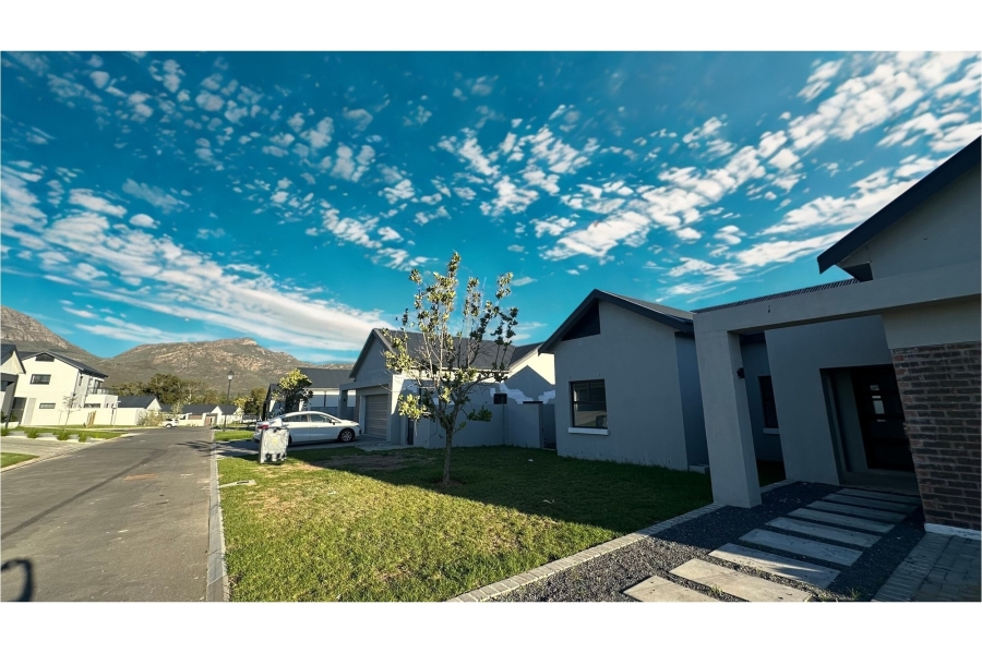4 Bedroom Property for Sale in Paarl South Western Cape